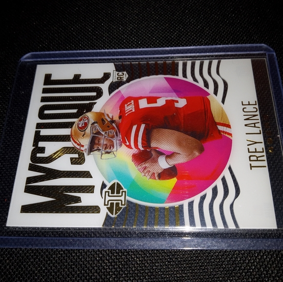 Trey Lance rc - Picture 3 of 4